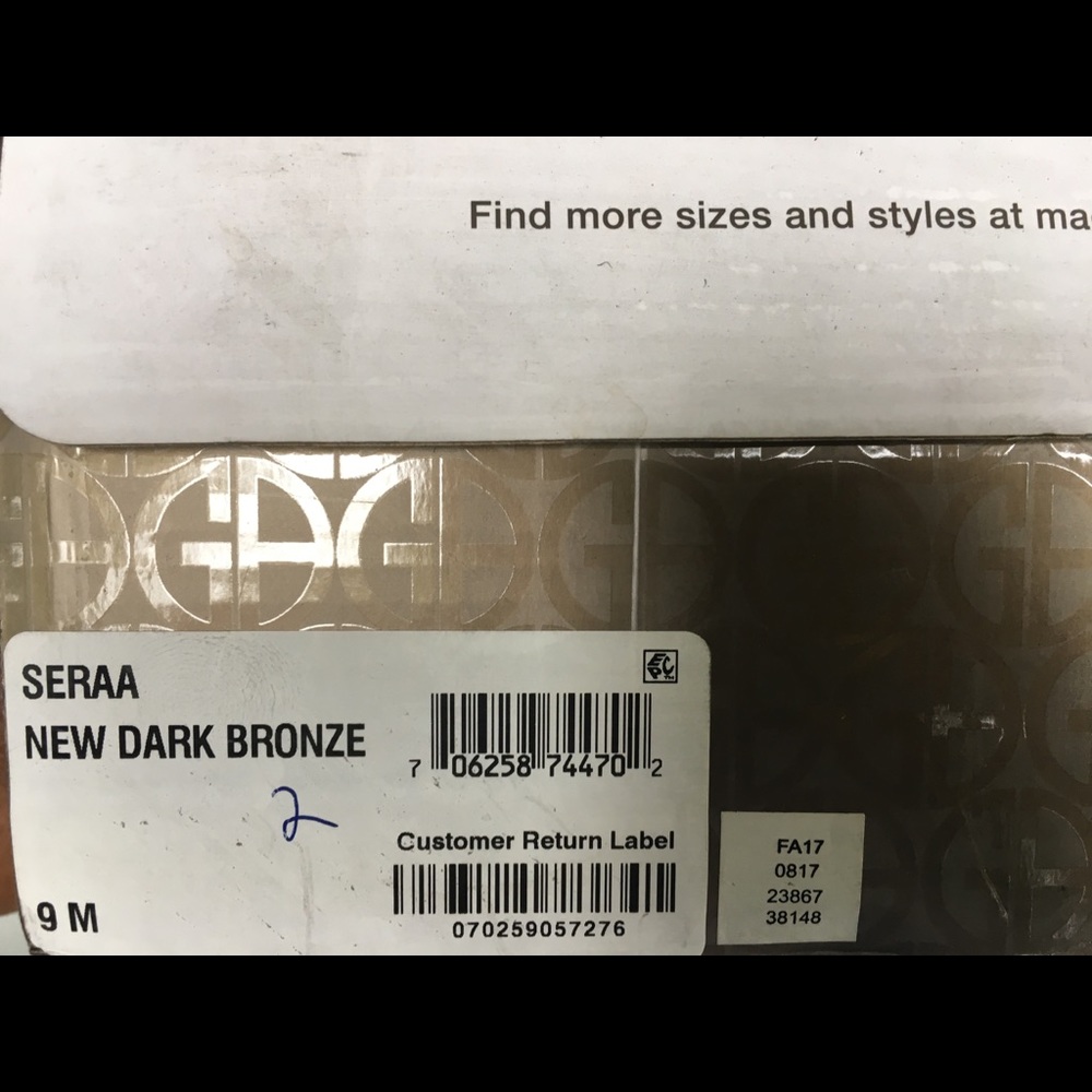 Giani Bernini Seraa memory foam shoes. New in box. - Picture 6 of 6